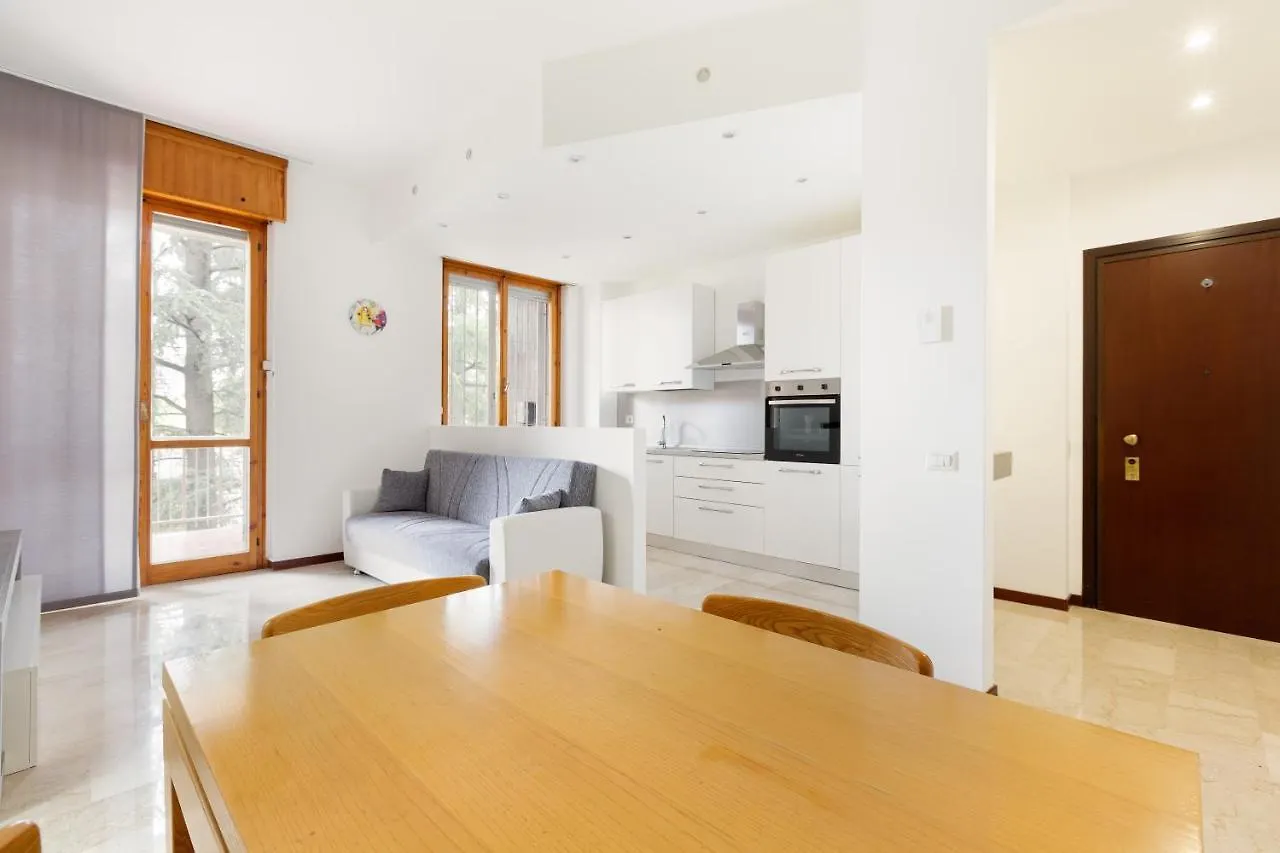 Appartamento Apt Con Terrazzo A Milano- Greco Pirelli! Italia